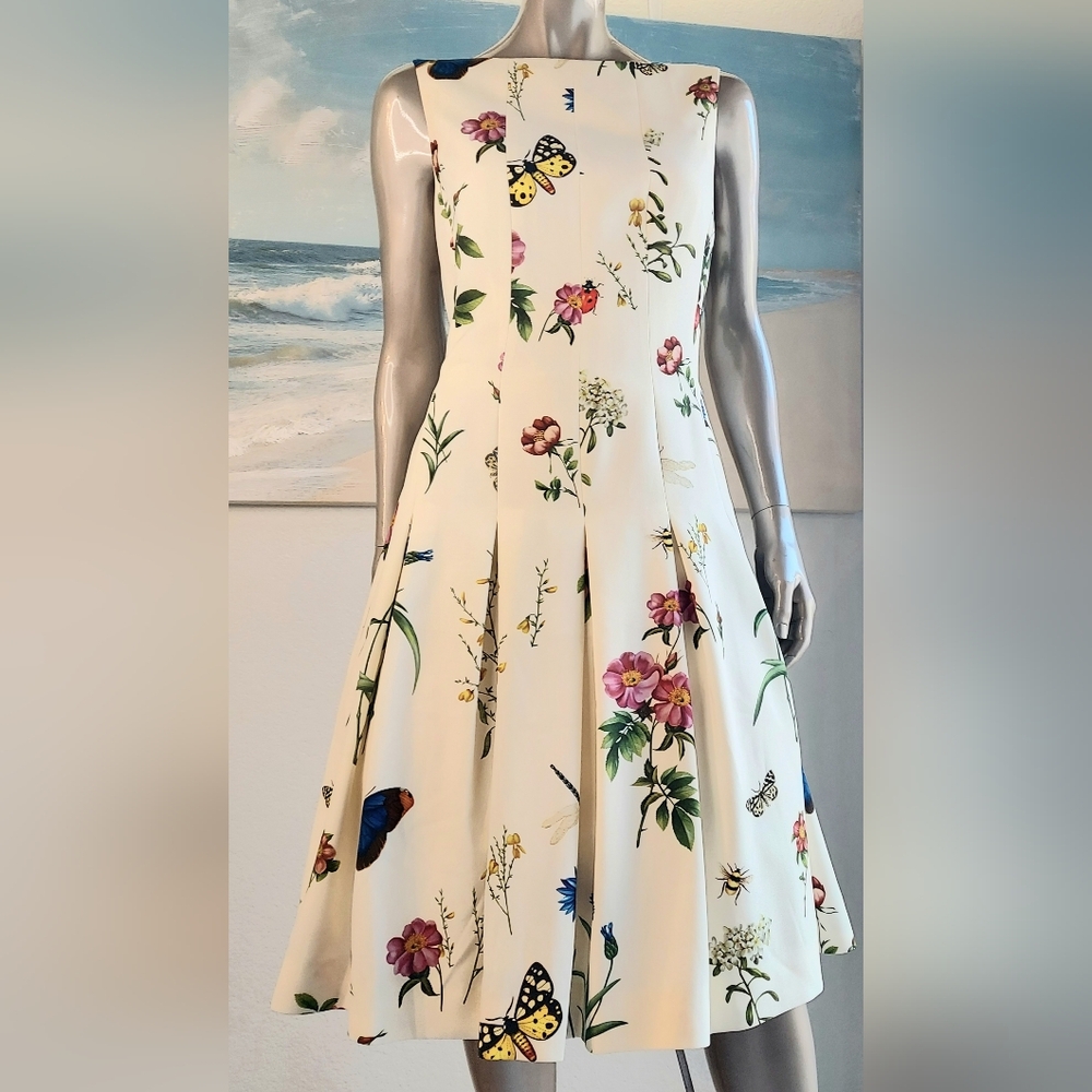 $2,990 NEW OSCAR DE LA RENTA. IVORY FLORAL BUTTERFLY SILK LINED DRESS S
